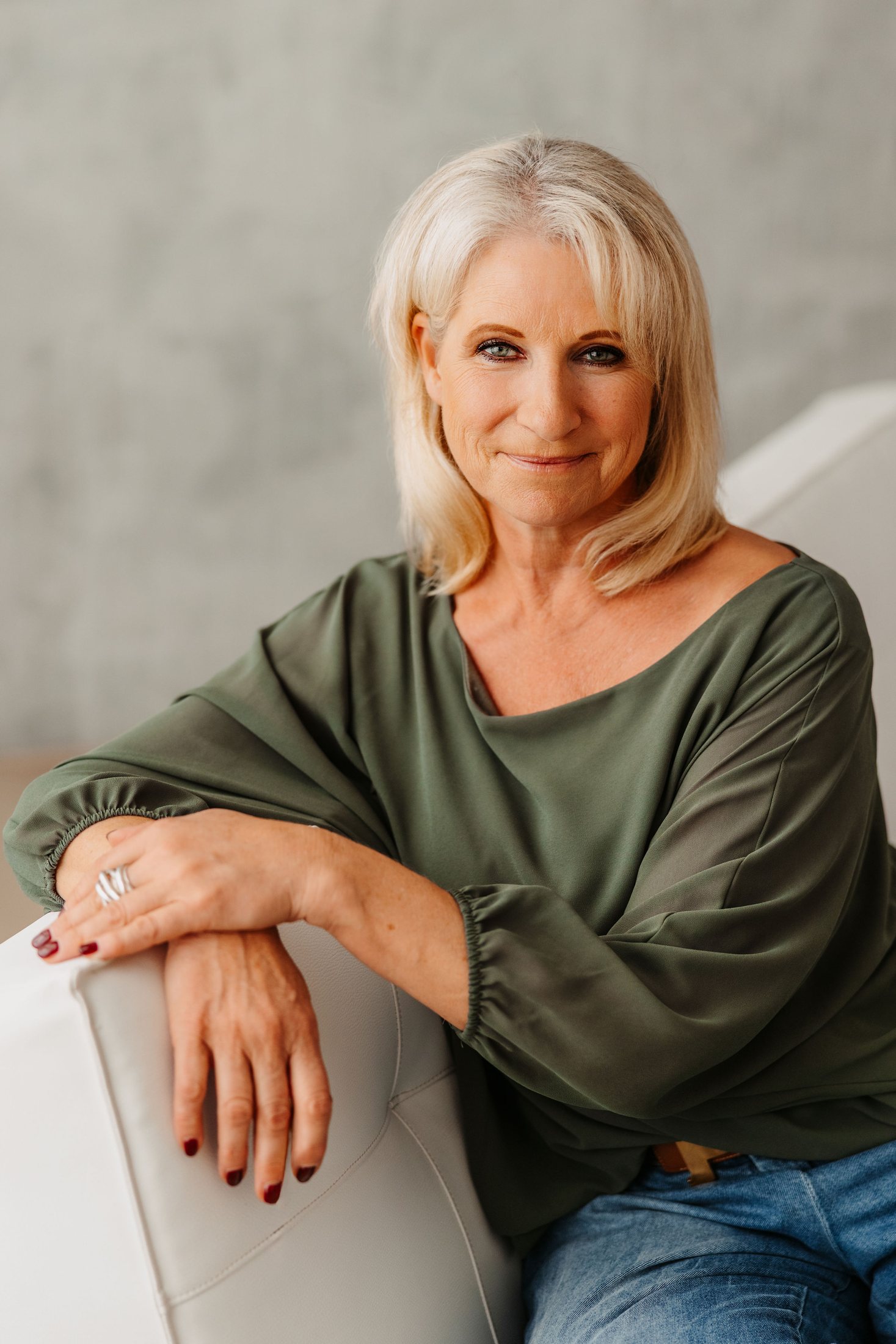 Bettina Gregel, Porträt